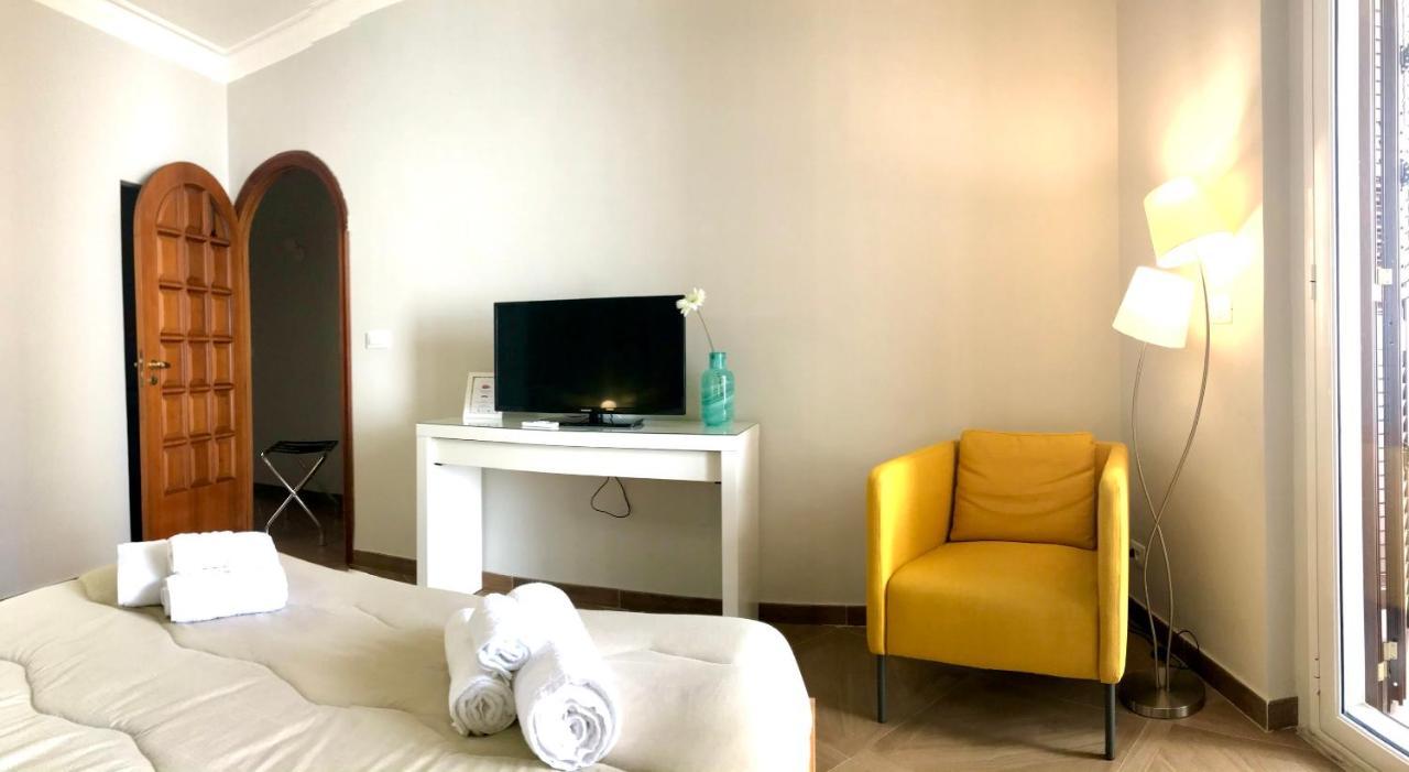 Sabbinirica House Apartment Catania Bagian luar foto