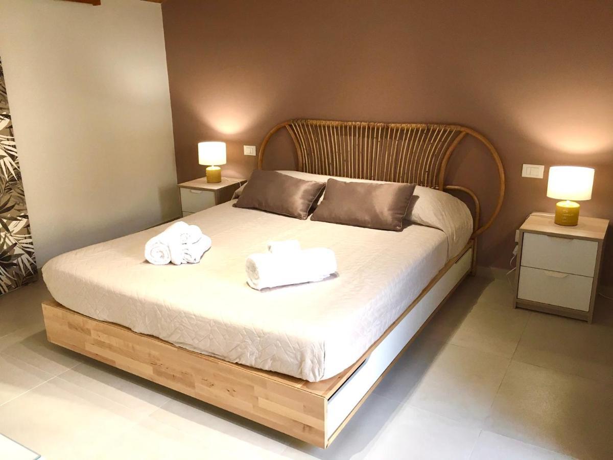 Sabbinirica House Apartment Catania Bagian luar foto