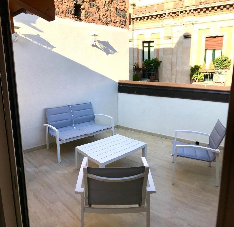 Sabbinirica House Apartment Catania Bagian luar foto