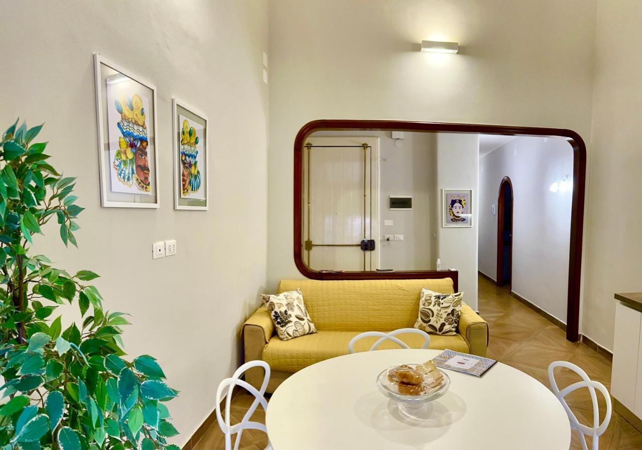 Sabbinirica House Apartment Catania Bagian luar foto