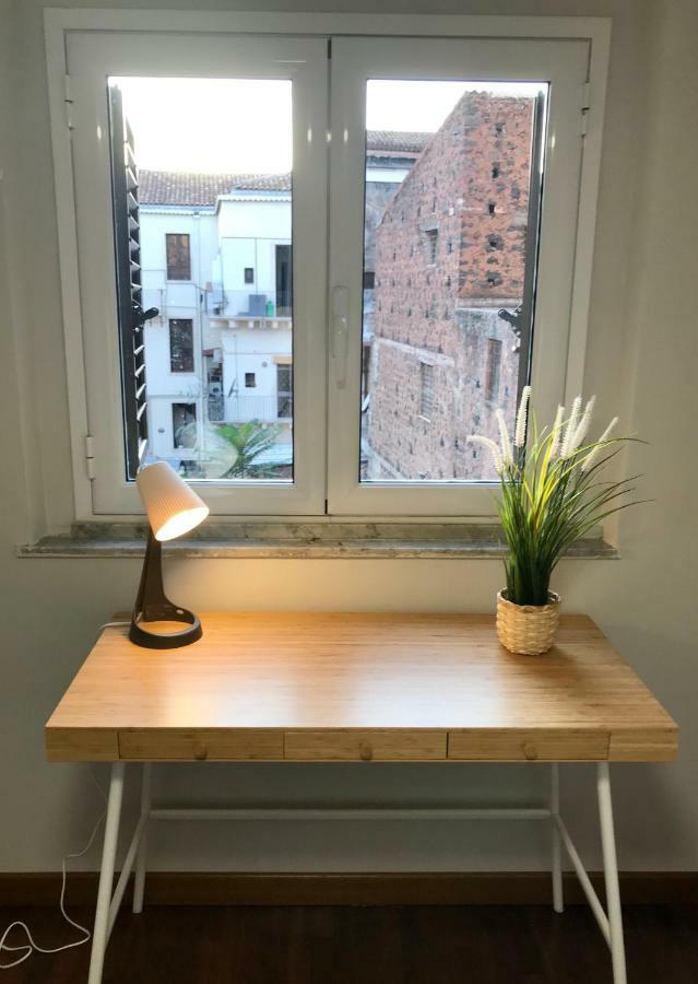 Sabbinirica House Apartment Catania Bagian luar foto